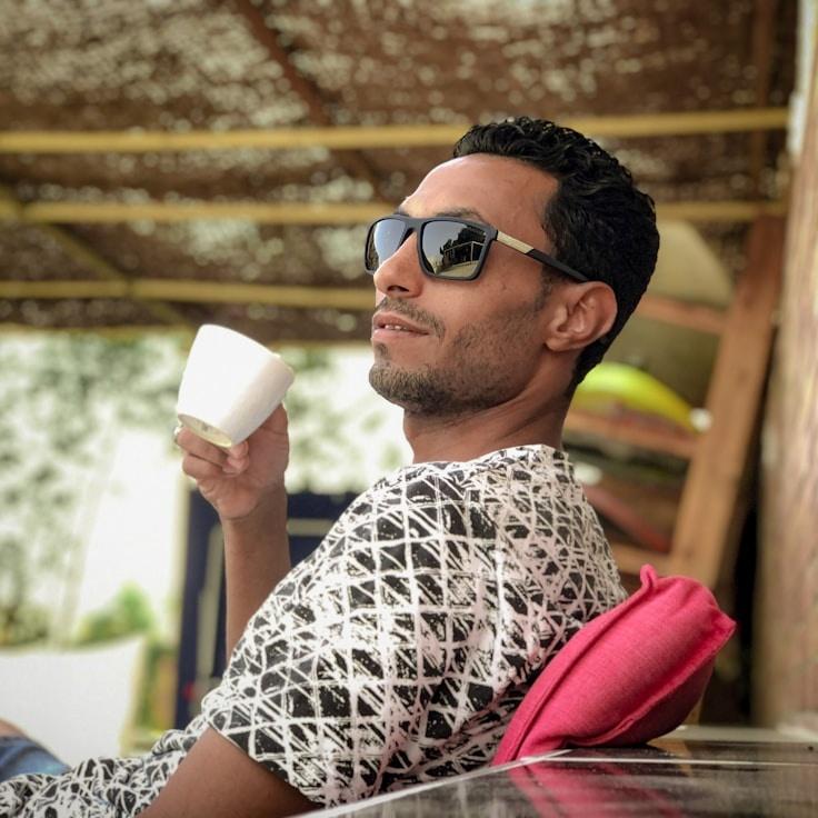 Portrait of Alex Carter, community mentor and Italian cuisine specialist